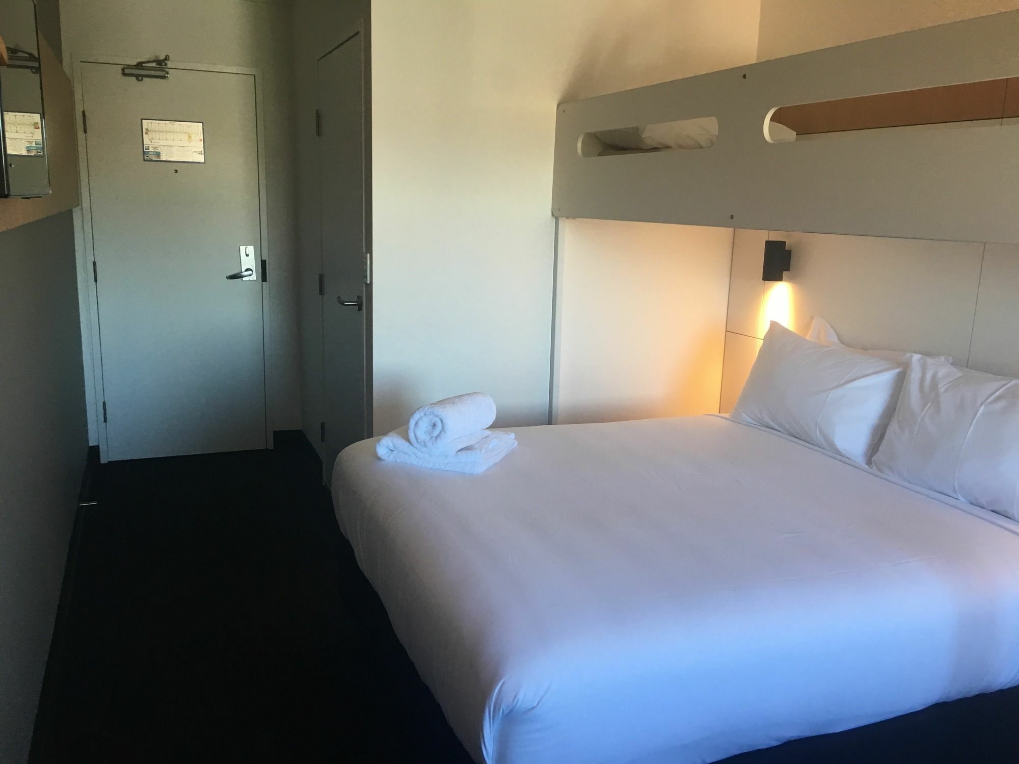 Ibis Budget - Casula Liverpool Kültér fotó